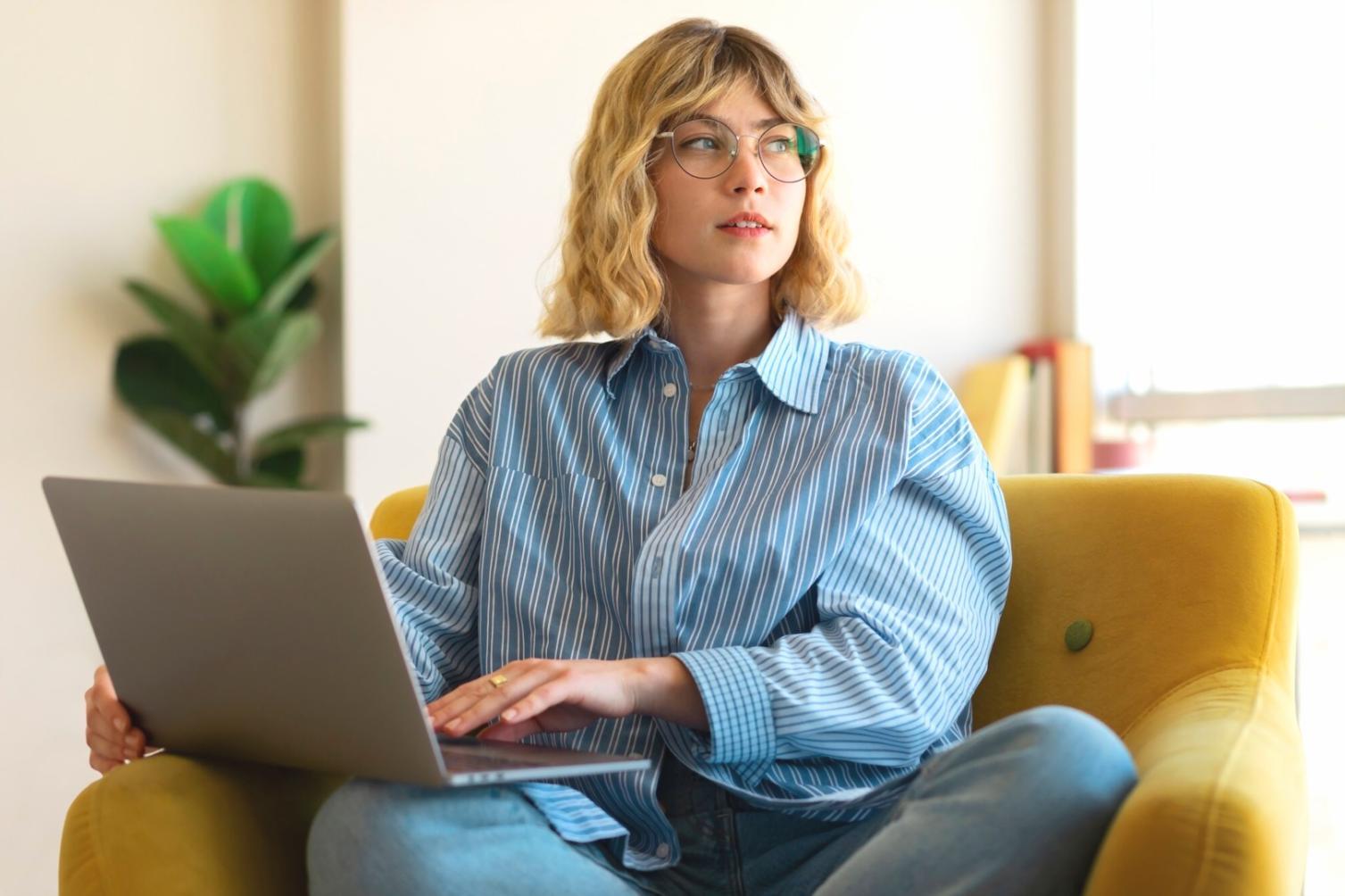 Espace de formation avec documentation financière